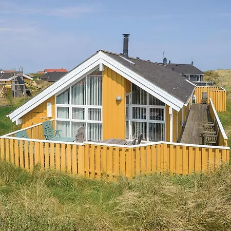 Holiday Frostrup Uv-1963 * Lild Strand